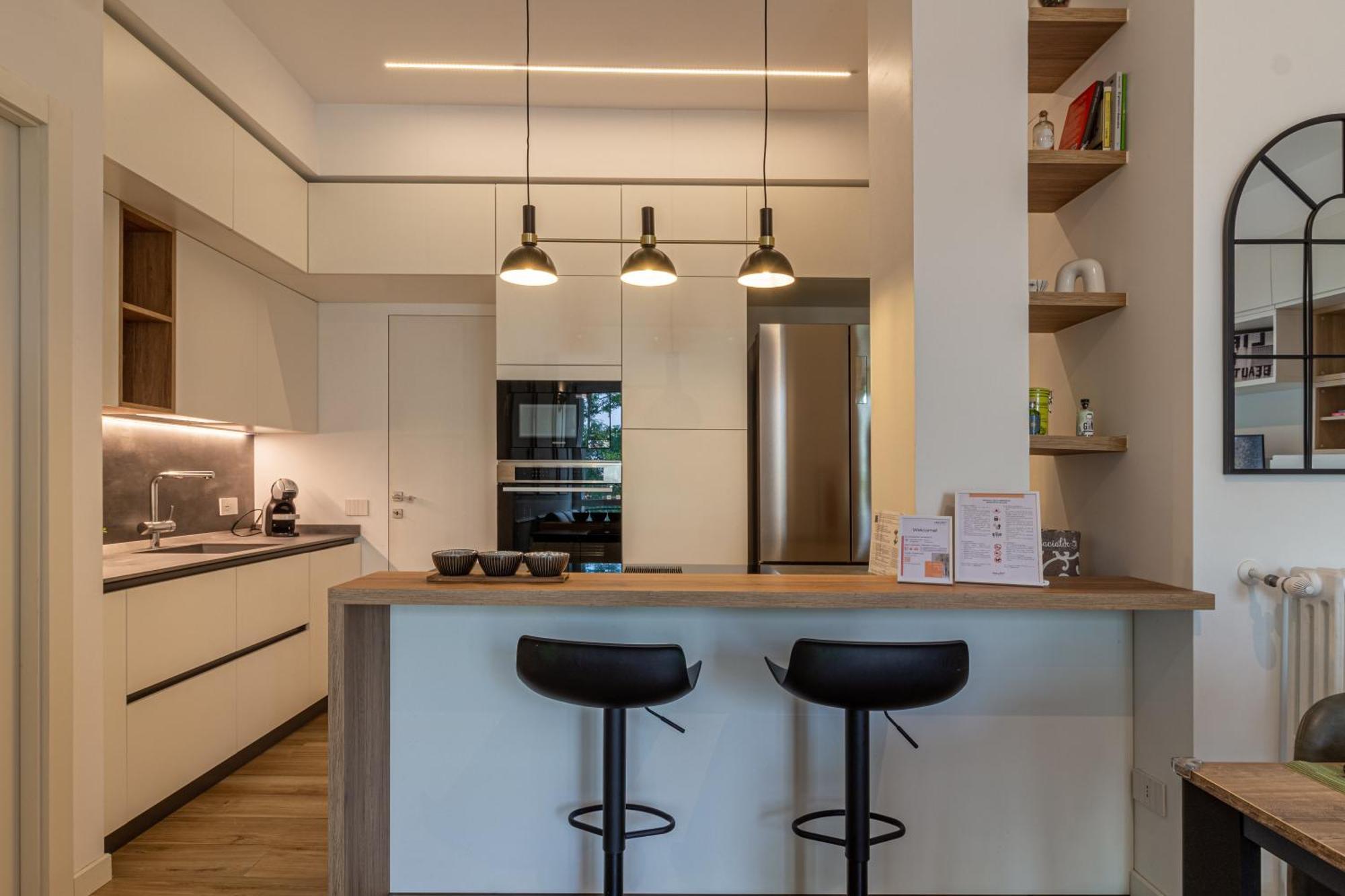 דירות מונצה Casa Di Ambra - 301 Stazione & Centro מראה חיצוני תמונה